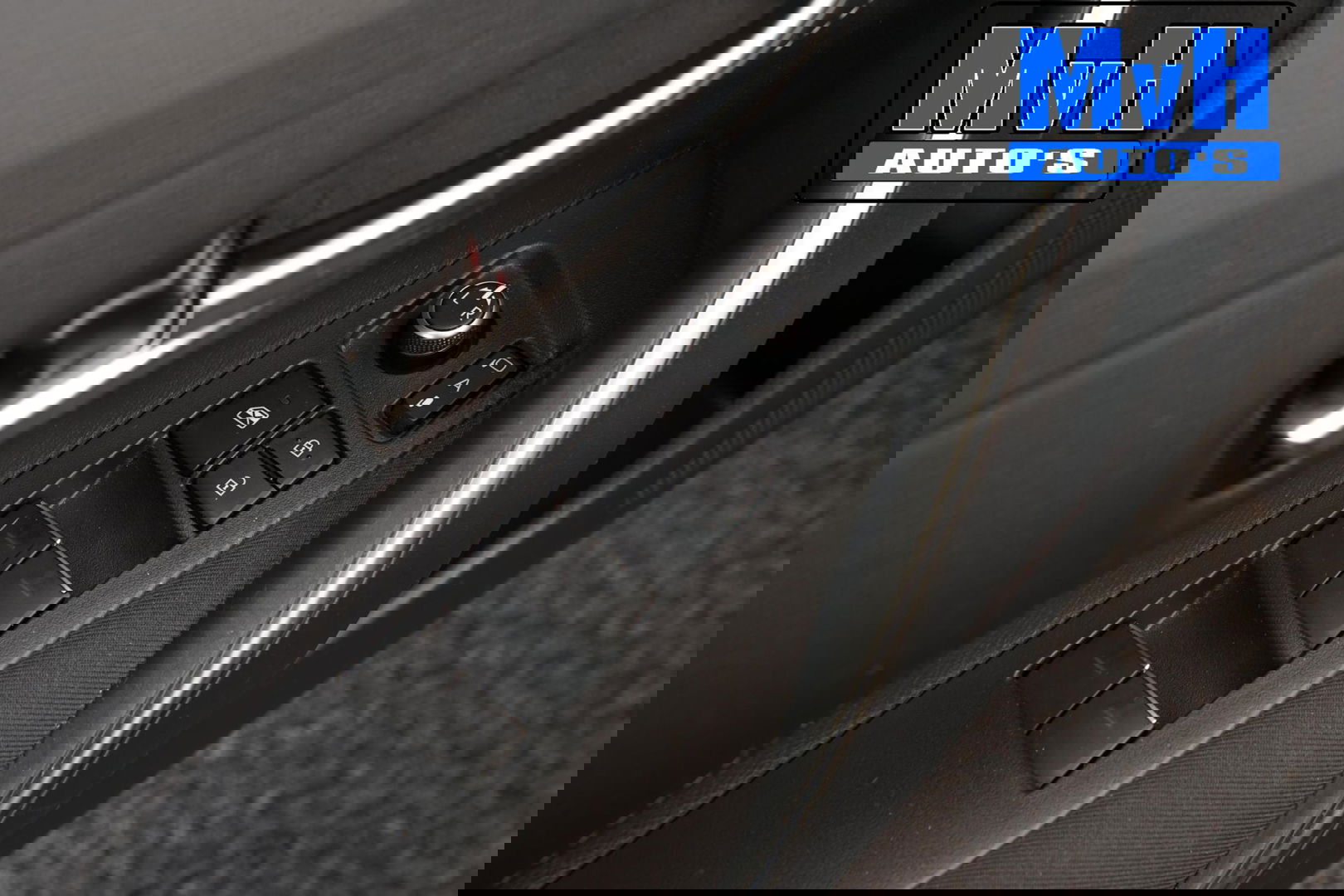 Toyota Corolla Touring Sports 1.8 Hybrid Business Plus|TREKHAAK