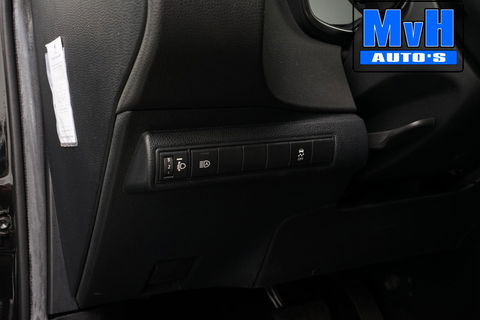 Toyota Corolla Touring Sports 1.8 Hybrid Business Plus|TREKHAAK