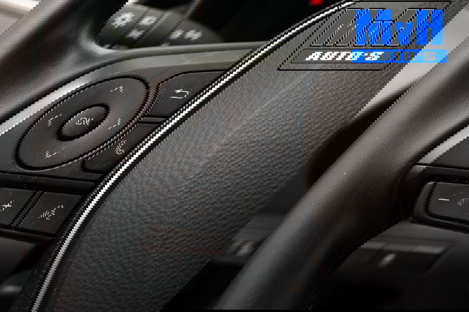 Toyota Corolla Touring Sports 1.8 Hybrid Business Plus|TREKHAAK