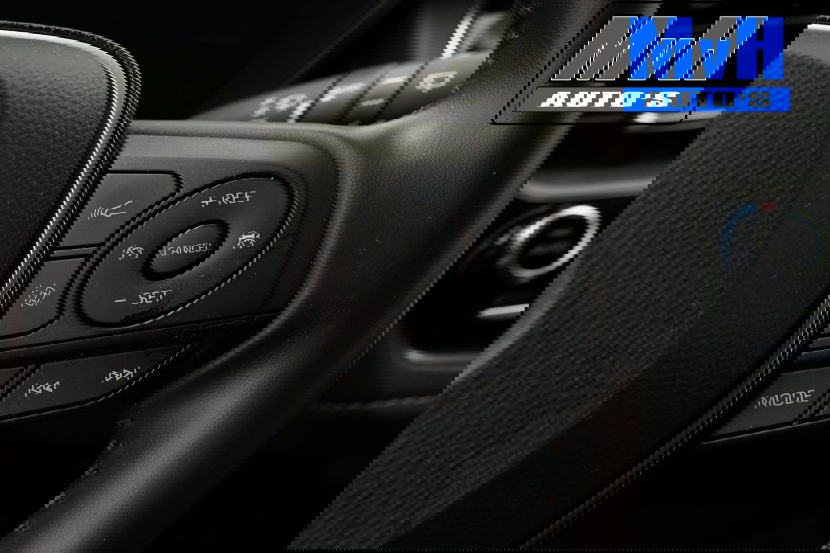 Toyota Corolla Touring Sports 1.8 Hybrid Business Plus|TREKHAAK