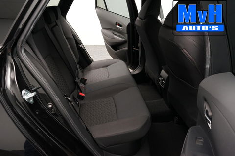 Toyota Corolla Touring Sports 1.8 Hybrid Business Plus|TREKHAAK