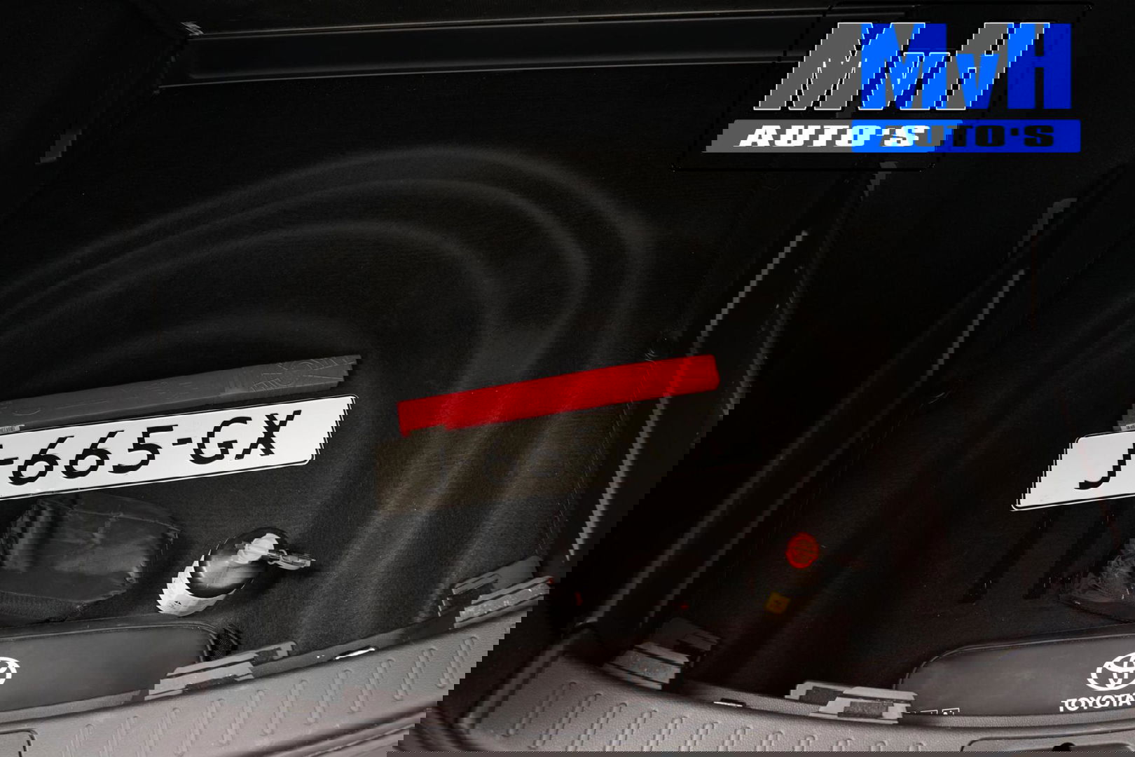 Toyota Corolla Touring Sports 1.8 Hybrid Business Plus|TREKHAAK