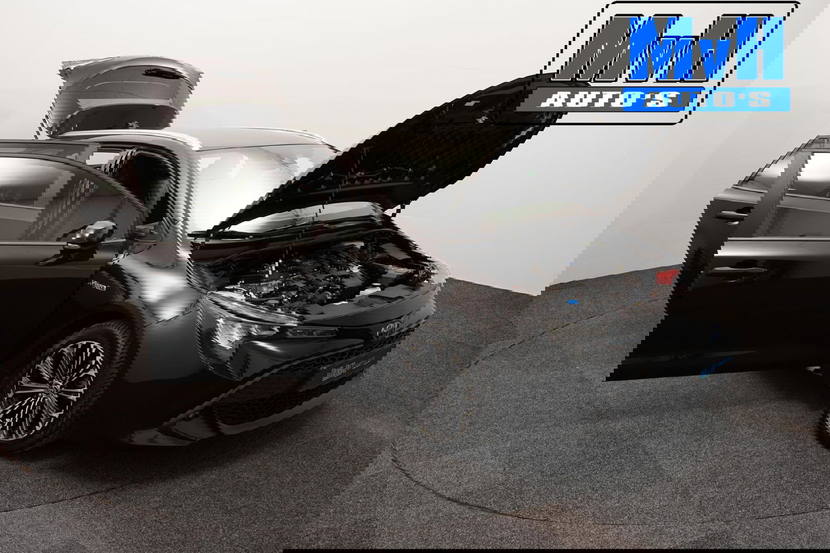 Toyota Corolla Touring Sports 1.8 Hybrid Business Plus|TREKHAAK