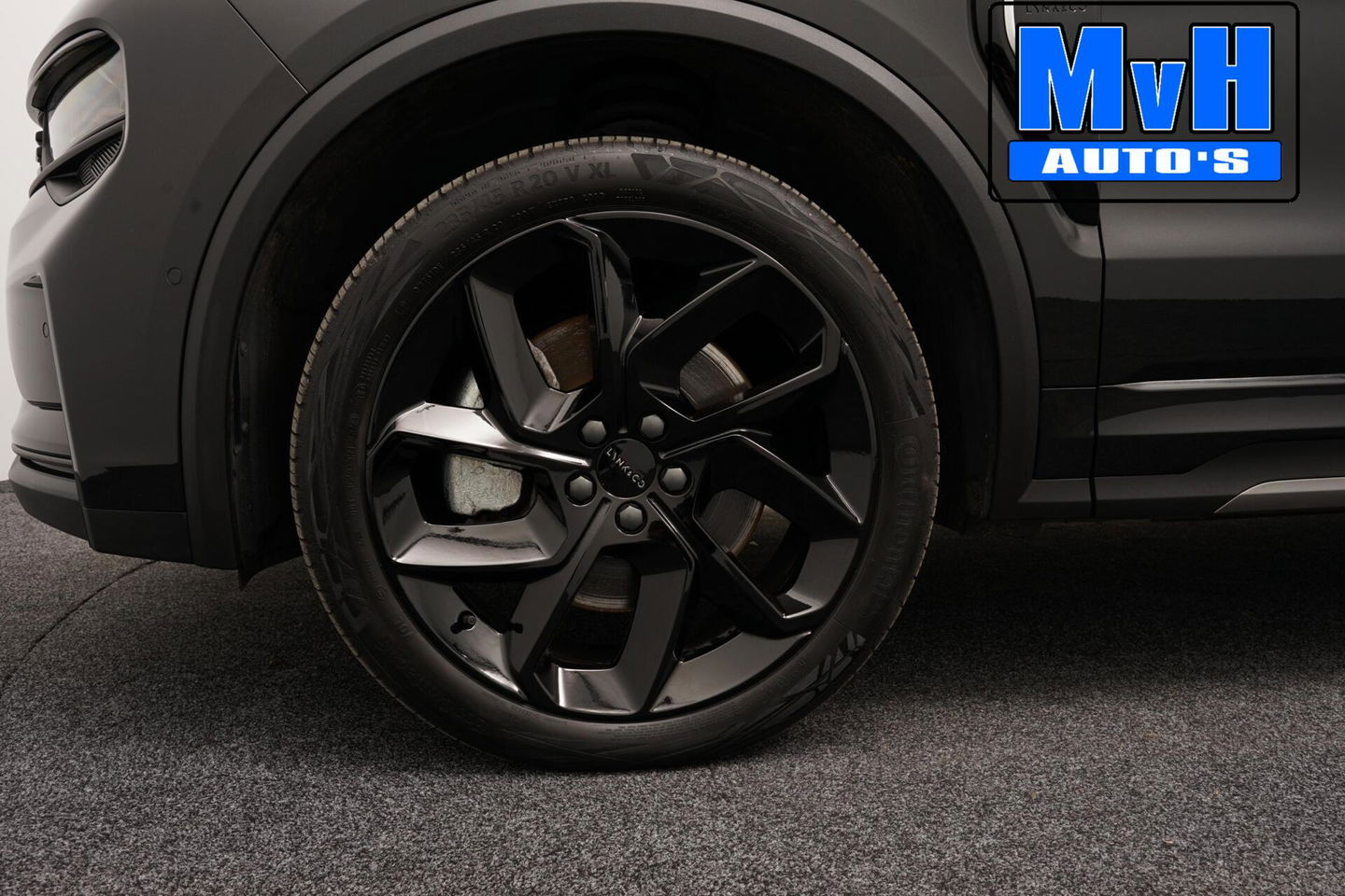 Lynk & Co 01 1.5 Plug-in Hybride|FULL BLACK XL|360°CAM|NAP