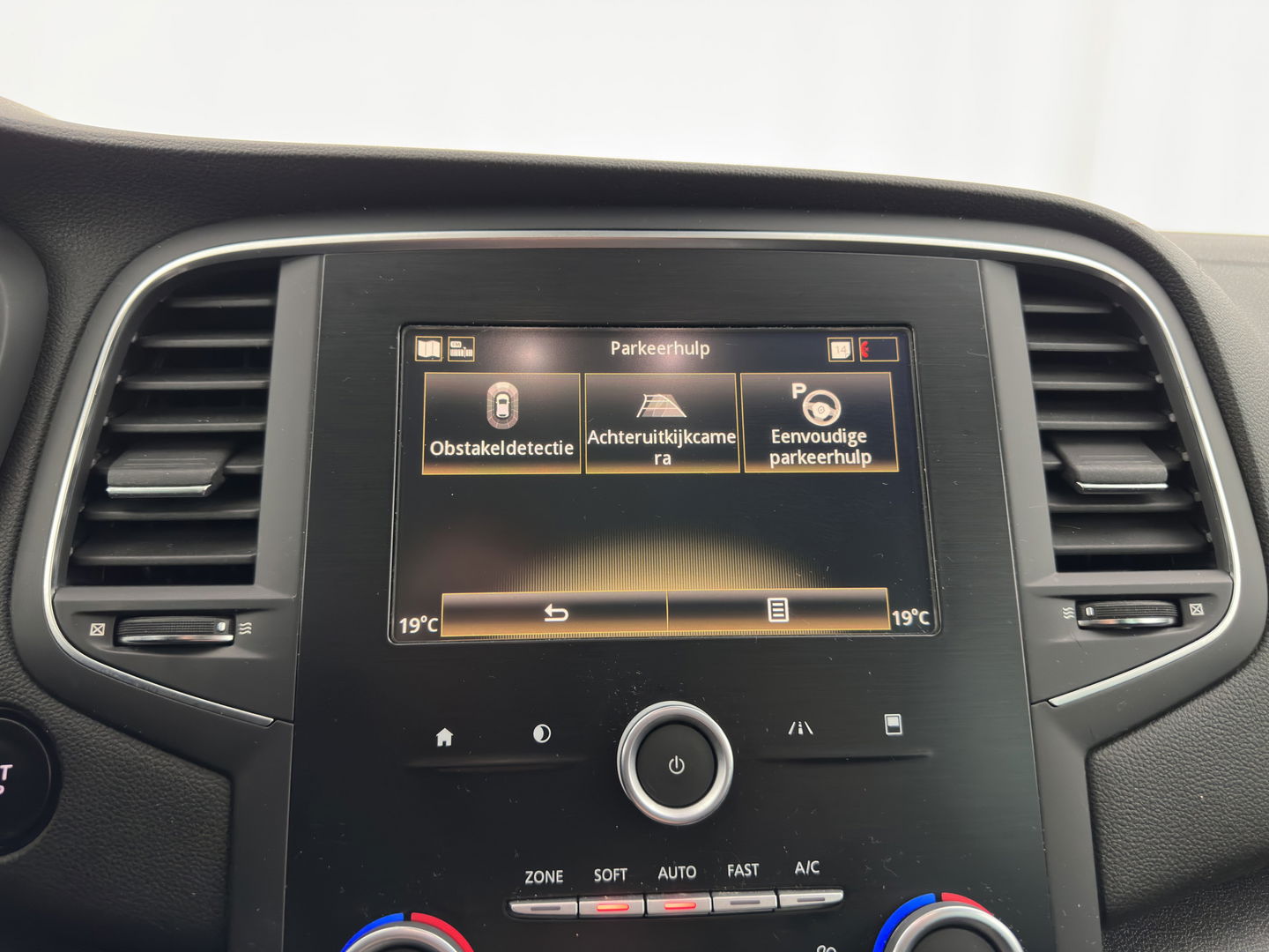 Renault Mégane Estate 1.5 dCi Bose *1/2 LEATHER | FULL-LED | NAVI-FULLMAP | CAMERA | KEYLESS | COMFORT-SEATS | ECC | PDC | 17''ALU*