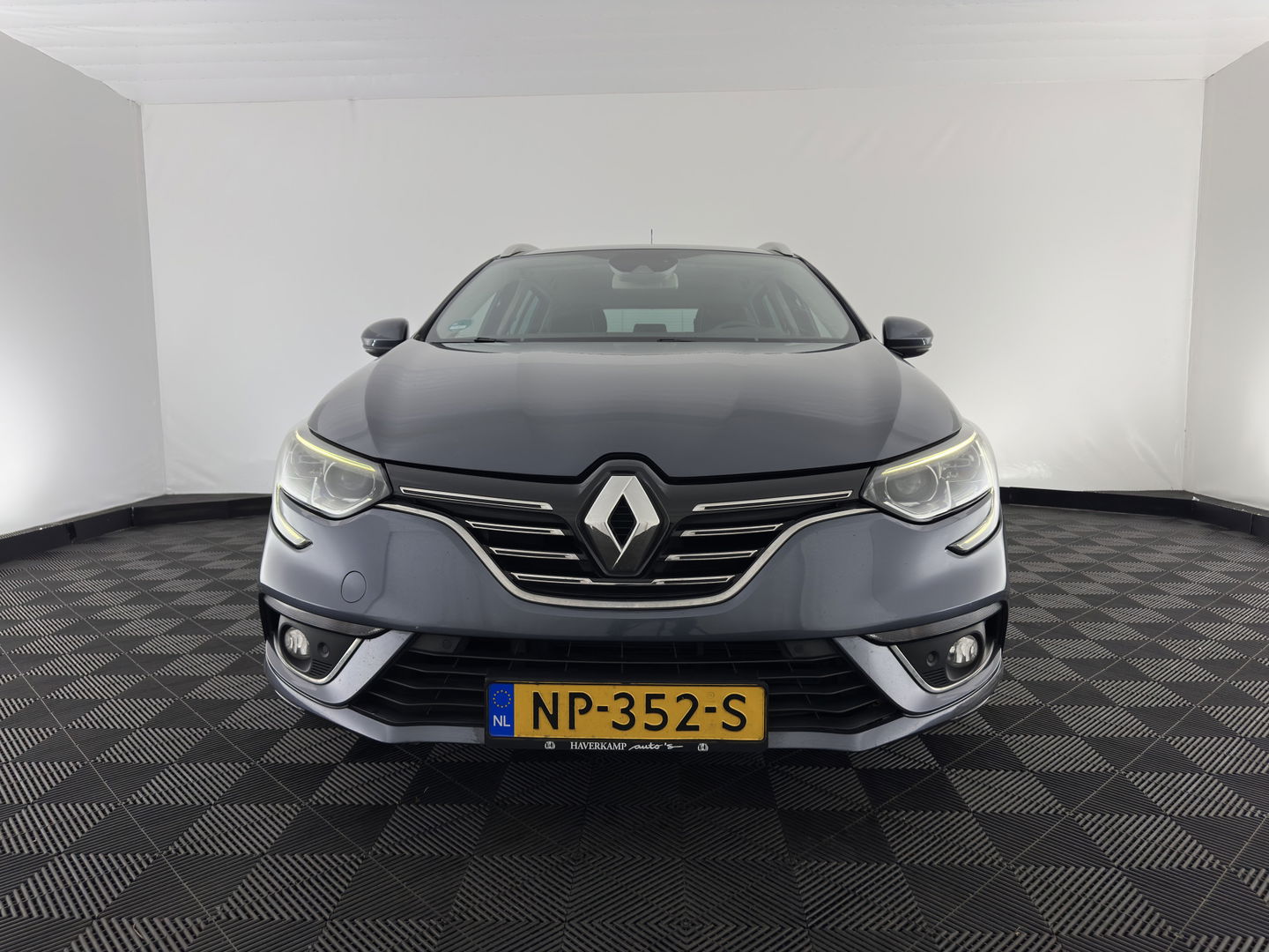 Renault Mégane Estate 1.5 dCi Bose *1/2 LEATHER | FULL-LED | NAVI-FULLMAP | CAMERA | KEYLESS | COMFORT-SEATS | ECC | PDC | 17''ALU*