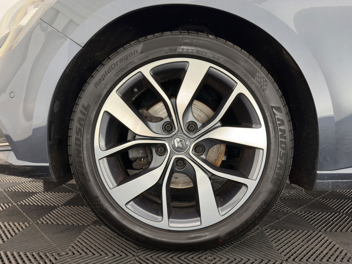 Renault Mégane Estate 1.5 dCi Bose *1/2 LEATHER | FULL-LED | NAVI-FULLMAP | CAMERA | KEYLESS | COMFORT-SEATS | ECC | PDC | 17''ALU*