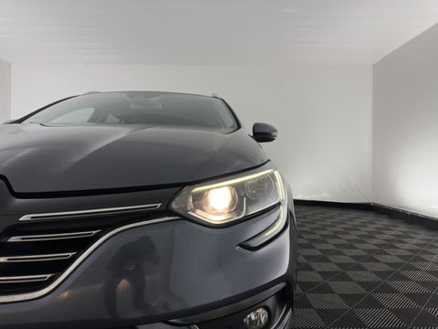 Renault Mégane Estate 1.5 dCi Bose *1/2 LEATHER | FULL-LED | NAVI-FULLMAP | CAMERA | KEYLESS | COMFORT-SEATS | ECC | PDC | 17''ALU*