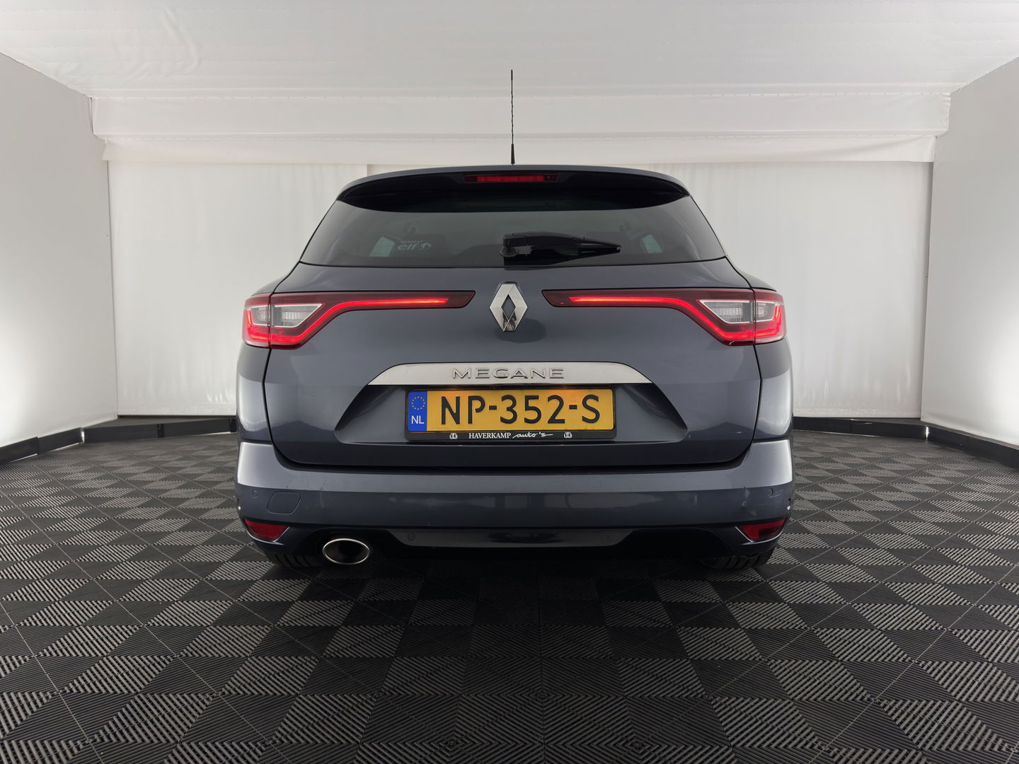 Renault Mégane Estate 1.5 dCi Bose *1/2 LEATHER | FULL-LED | NAVI-FULLMAP | CAMERA | KEYLESS | COMFORT-SEATS | ECC | PDC | 17''ALU*