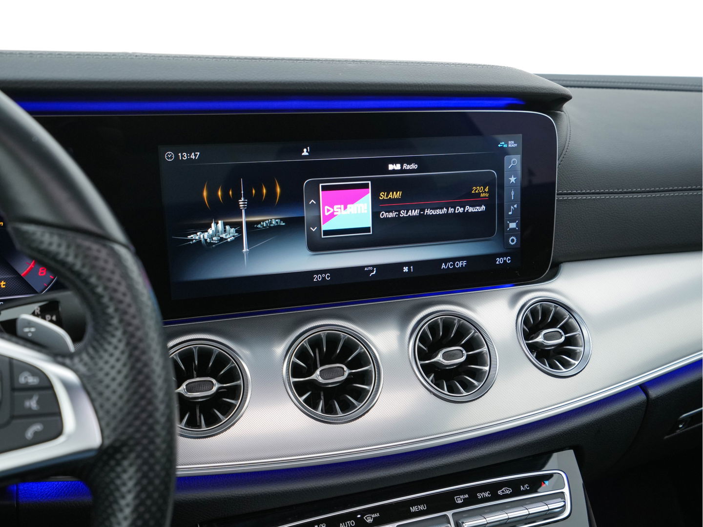 Mercedes-Benz E-Klasse Coupé 400 AMG-Sportpack 4Motion Premium Plus Aut. *PANO | LUXURY-LEATHER | BURMESTER-AUDIO | WIDESCREEN-COCKPIT |  FULL-LED | NAVI-FULLMAP | CAMERA | SHIFT-PADDLES | CRUISE | AMBIENT-LIGHT | SPORT-SEATS | 19"ALU*