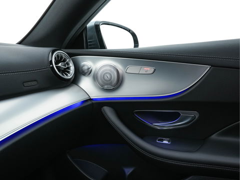 Mercedes-Benz E-Klasse Coupé 400 AMG-Sportpack 4Motion Premium Plus Aut. *PANO | LUXURY-LEATHER | BURMESTER-AUDIO | WIDESCREEN-COCKPIT |  FULL-LED | NAVI-FULLMAP | CAMERA | SHIFT-PADDLES | CRUISE | AMBIENT-LIGHT | SPORT-SEATS | 19"ALU*