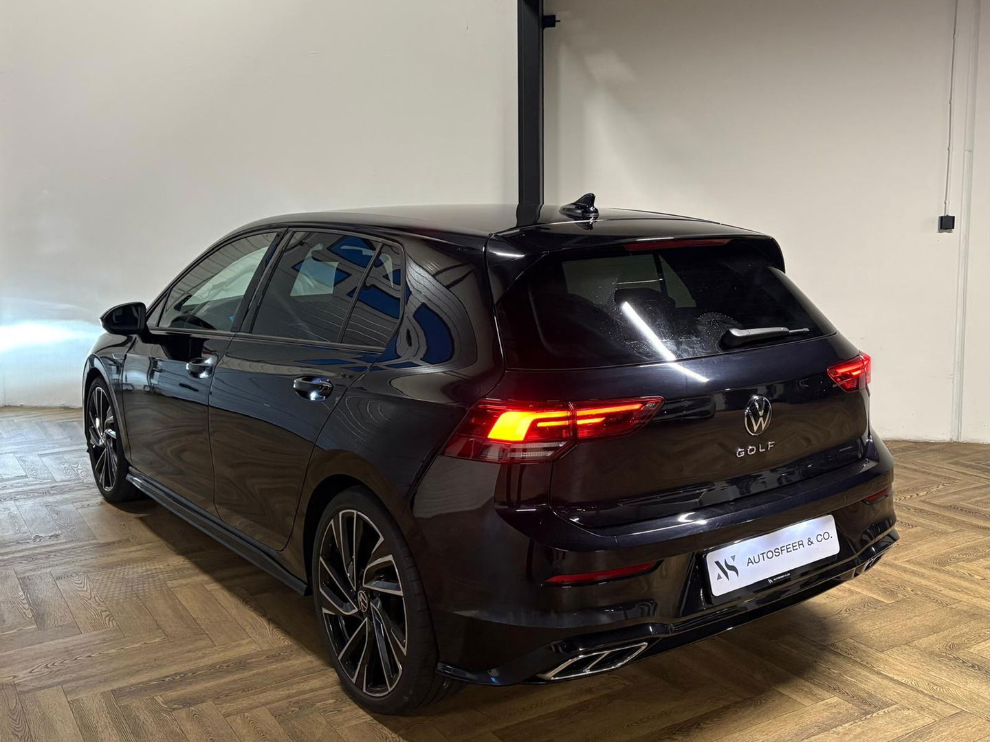 Volkswagen Golf 1.5 eTSI R-Line CAM PDC KEYLESS