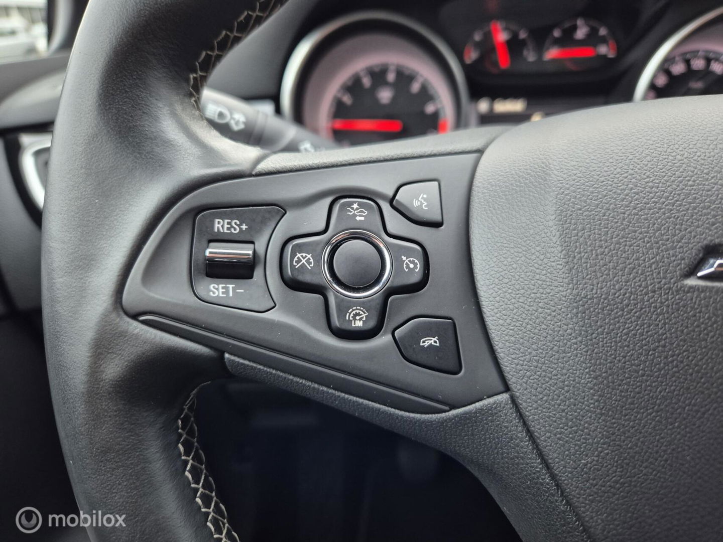 Opel Astra 1.0 Innovation, Navi, Carplay, 100% Onderhouden!