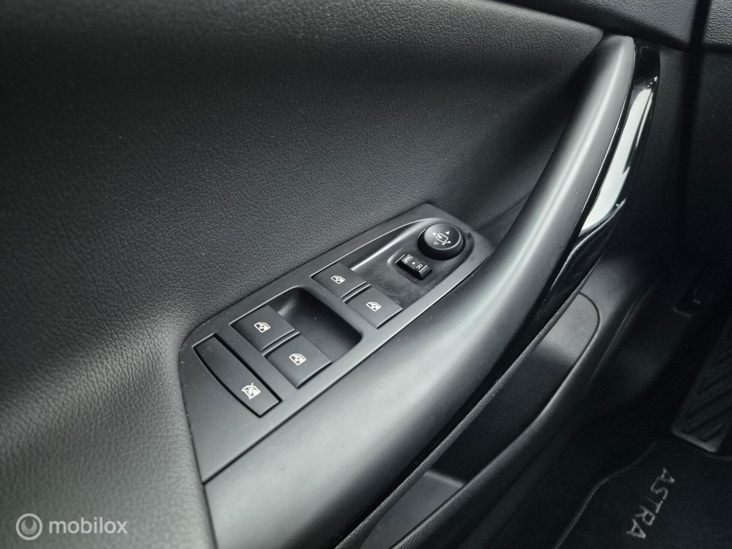 Opel Astra 1.0 Innovation, Navi, Carplay, 100% Onderhouden!