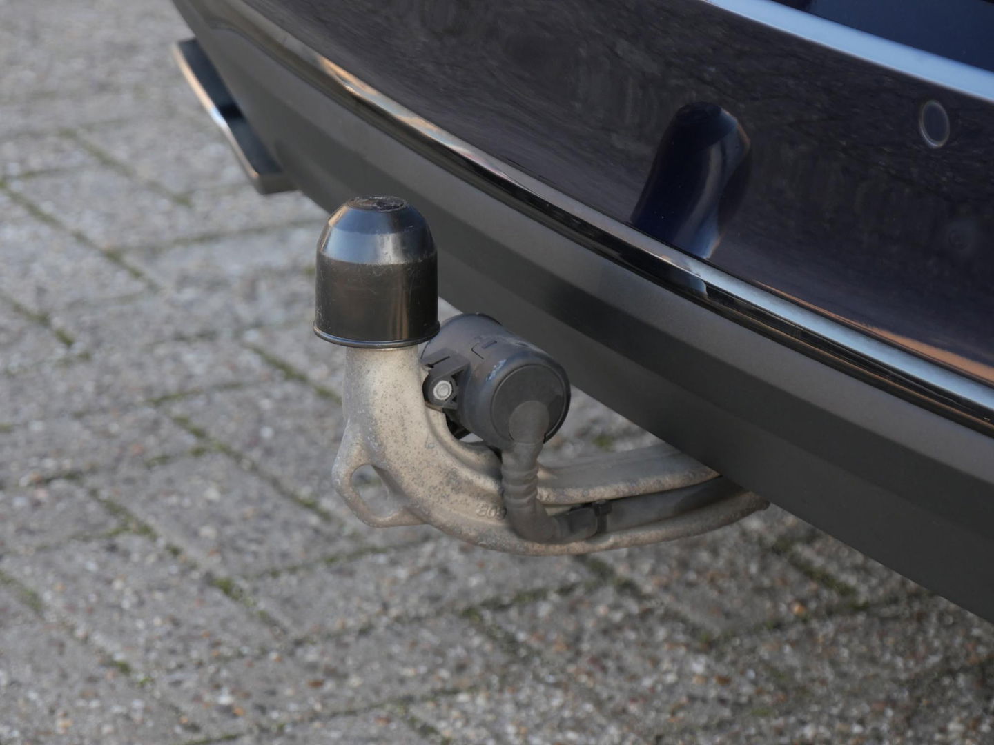 BMW 5 Serie TOURING 530e/ PANORAMADAK/ HEAD-UP/ TREKHAAK/ H&K AUDIO/ LASER LED