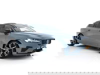 Volvo V60 - 2.0 B3 R-Design (INCL-BTW) *LEATHER-FABRIC | DIGI-COCKPIT | FULL-LED | MEMORY-PACK | HEATED-SPORTSEATS | LANE-ASSIST | NAVI-FULLMAP | CAMERA | DAB+ | PRIVACY-GLASS | ECC | PDC | TOWBAR | 19''ALU*