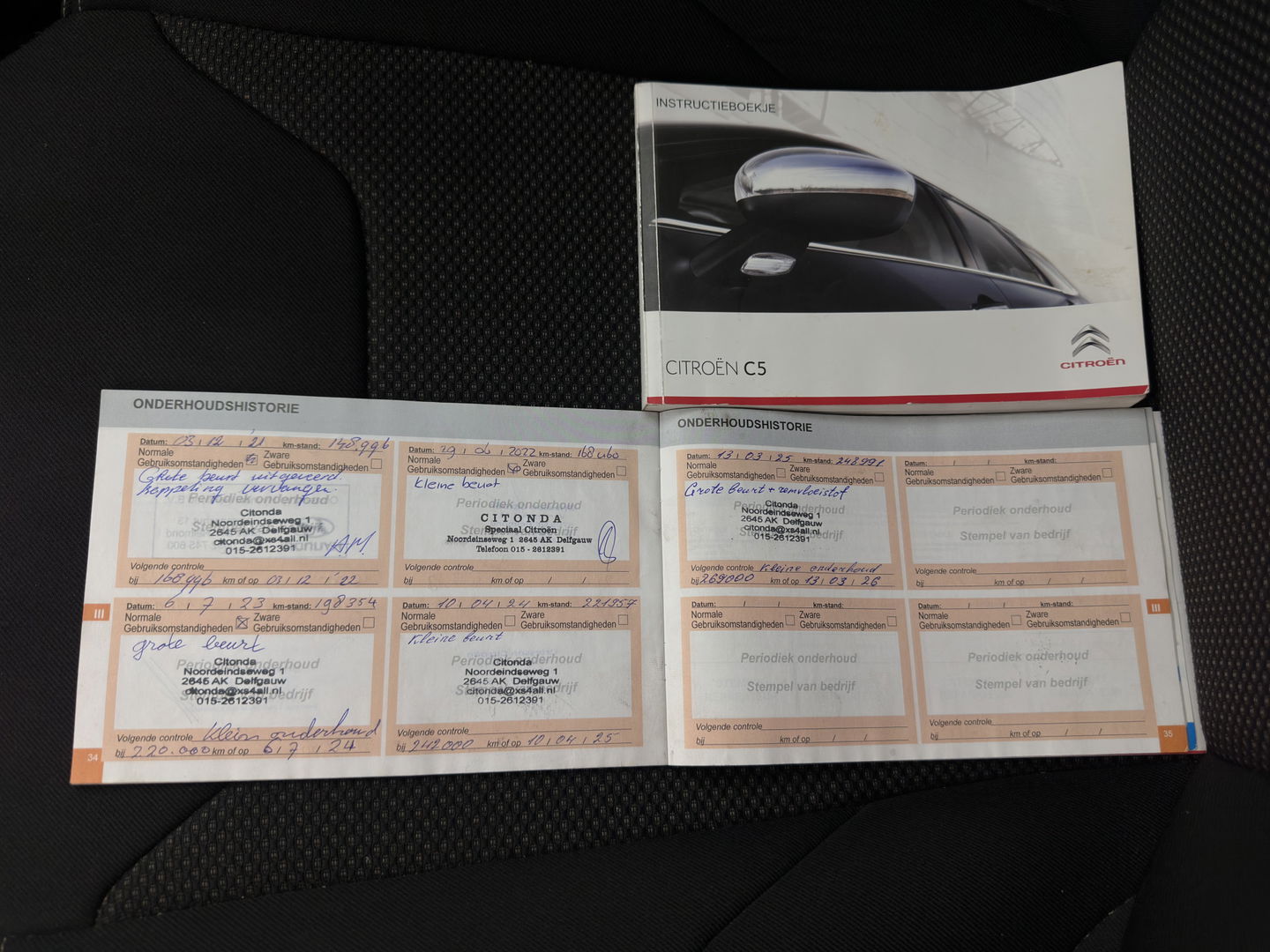 Citroën C5 1.6 e-HDi Collection Business Aut. * NAVI-FULLMAP | SPORT-SEATS | SHIFT-PADDLES | PDC | ECC | PRIVACY-GLASS | TOWBAR | 17 "ALU*