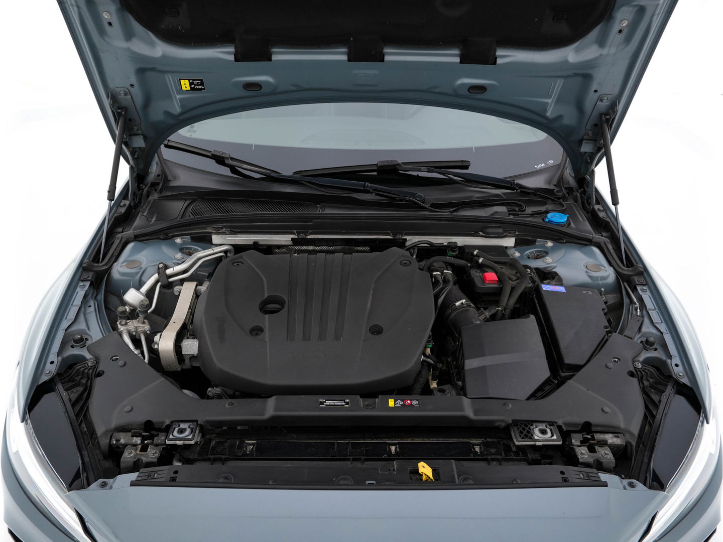 Volvo V60 2.0 B3 R-Design (INCL-BTW) *LEATHER-FABRIC | DIGI-COCKPIT | FULL-LED | MEMORY-PACK | HEATED-SPORTSEATS | LANE-ASSIST | NAVI-FULLMAP | CAMERA | DAB+ | PRIVACY-GLASS | ECC | PDC | TOWBAR | 19''ALU*