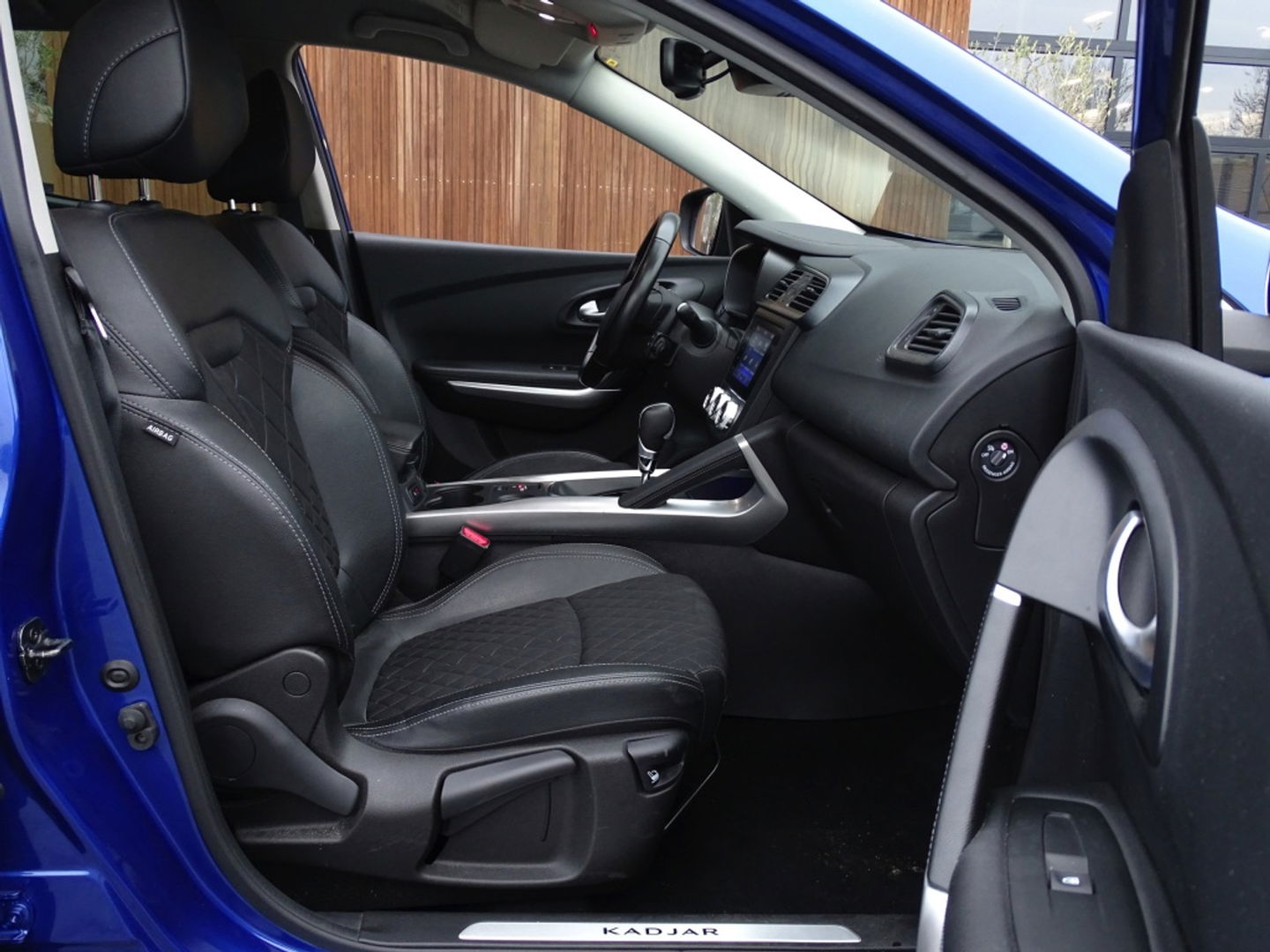 Renault Kadjar 1.3 TCe 140PK automaat / Intens / luxe pakket / LED