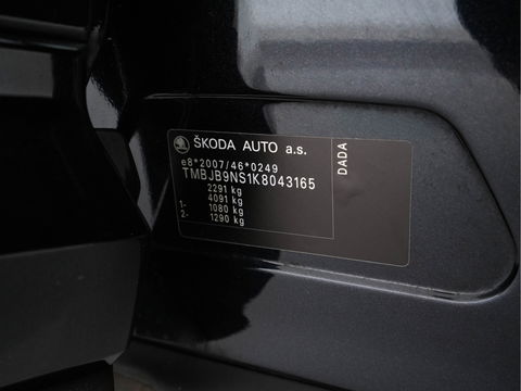 Škoda Kodiaq 1.5TSI Sportline ( 7-Pers.) Aut* LEATHER-MICROFIBRE | MEMORY-PACK | FULL-LED | ADAPTIVE-CRUISE | CAMERA | DAB+ | AMBIENT-LIGHT | KEYLESS | CARPLAY | HEATED-SPORTSEATS | DAB | SHIFT-PADDLES | 20 "ALU*