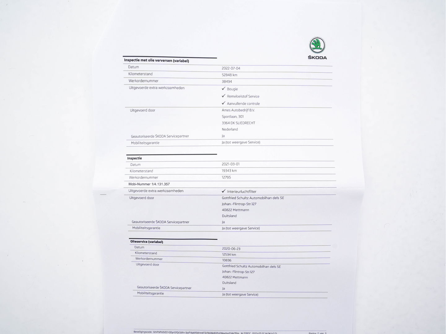 Škoda Kodiaq 1.5TSI Sportline ( 7-Pers.) Aut* LEATHER-MICROFIBRE | MEMORY-PACK | FULL-LED | ADAPTIVE-CRUISE | CAMERA | DAB+ | AMBIENT-LIGHT | KEYLESS | CARPLAY | HEATED-SPORTSEATS | DAB | SHIFT-PADDLES | 20 "ALU*