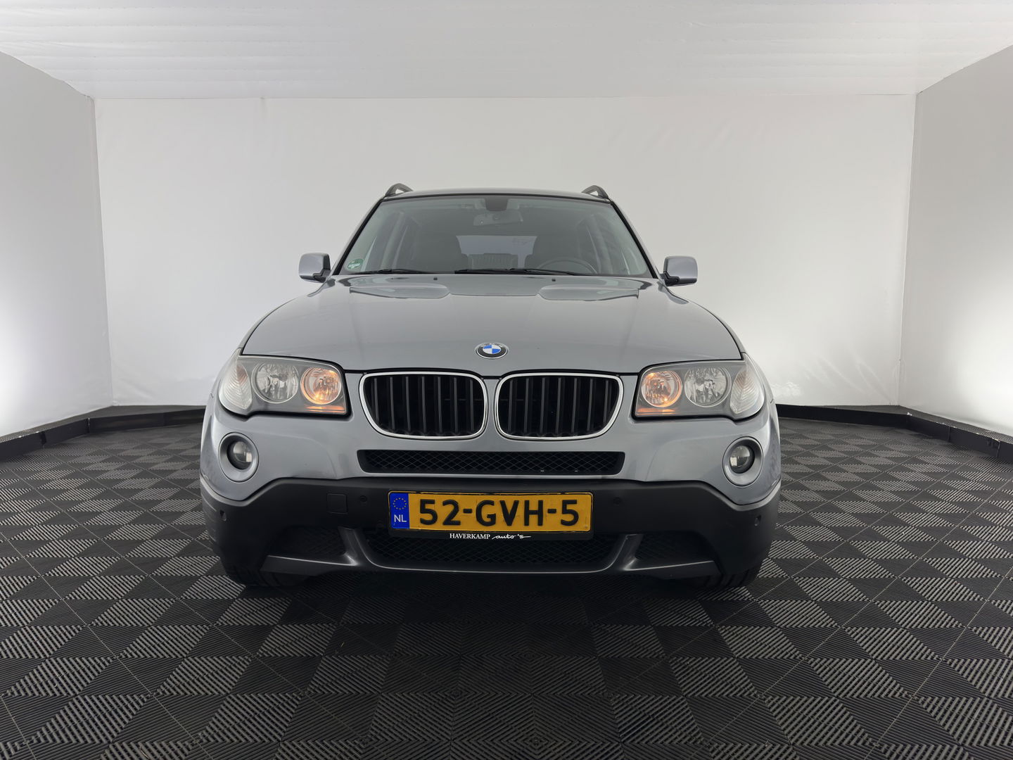 BMW X3 2.0i Introduction AWD *NAVI-FULLMAP | LUXURY-LEATHER | ECC | PDC | CRUISE | HEATED-SPORTSEATS | CARPLAY | CAMERA | TOWBAR | PRIVACY-GLASS | 17''ALU*