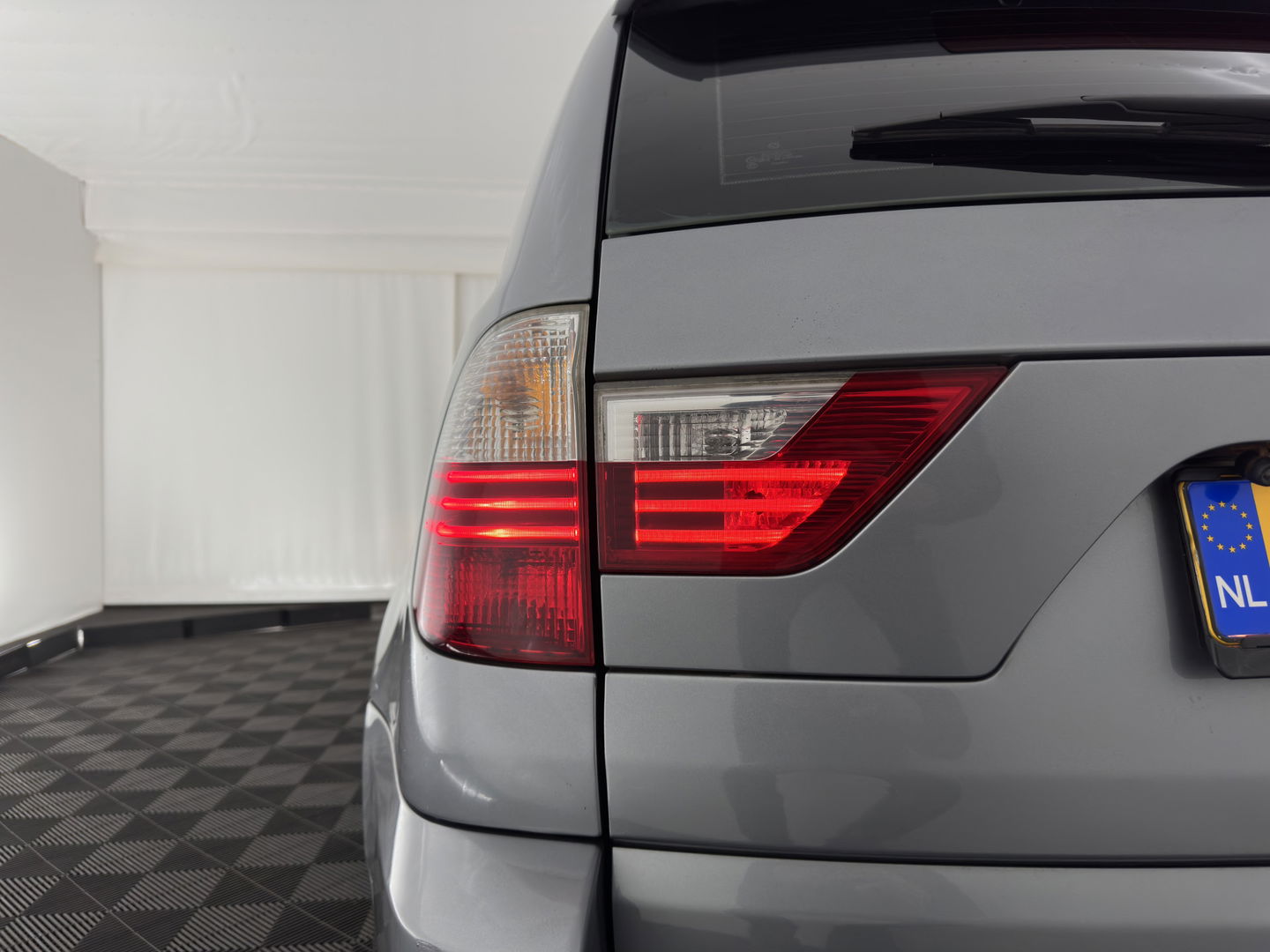 BMW X3 2.0i Introduction *NAVI-FULLMAP | SPORT-SEATS | ECC | PDC | CRUISE | HEATED SEATS | TOWBAR | 17''ALU*