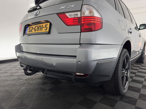 BMW X3 2.0i Introduction *NAVI-FULLMAP | SPORT-SEATS | ECC | PDC | CRUISE | HEATED SEATS | TOWBAR | 17''ALU*