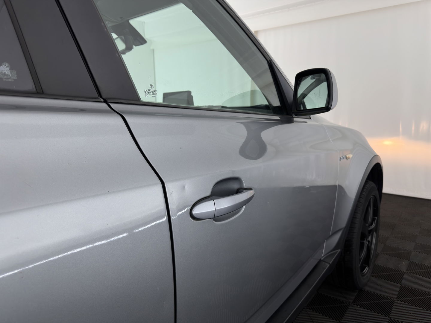 BMW X3 2.0i Introduction AWD *NAVI-FULLMAP | LUXURY-LEATHER | ECC | PDC | CRUISE | HEATED-SPORTSEATS | CARPLAY | CAMERA | TOWBAR | PRIVACY-GLASS | 17''ALU*