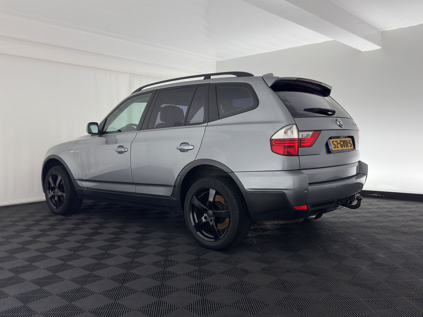 BMW X3 2.0i Introduction *NAVI-FULLMAP | SPORT-SEATS | ECC | PDC | CRUISE | HEATED SEATS | TOWBAR | 17''ALU*