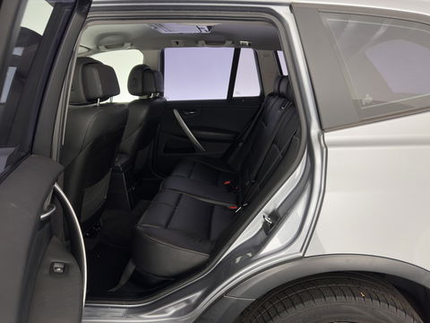 BMW X3 2.0i Introduction *NAVI-FULLMAP | SPORT-SEATS | ECC | PDC | CRUISE | HEATED SEATS | TOWBAR | 17''ALU*