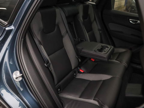 Volvo XC60 T6 AWD Plus Black Edition MY2026 Pano HeadUp 360 21 inch