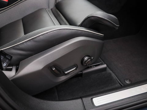 Volvo XC60 T6 AWD Plus Black Edition MY2026 Pano HeadUp 360 21 inch