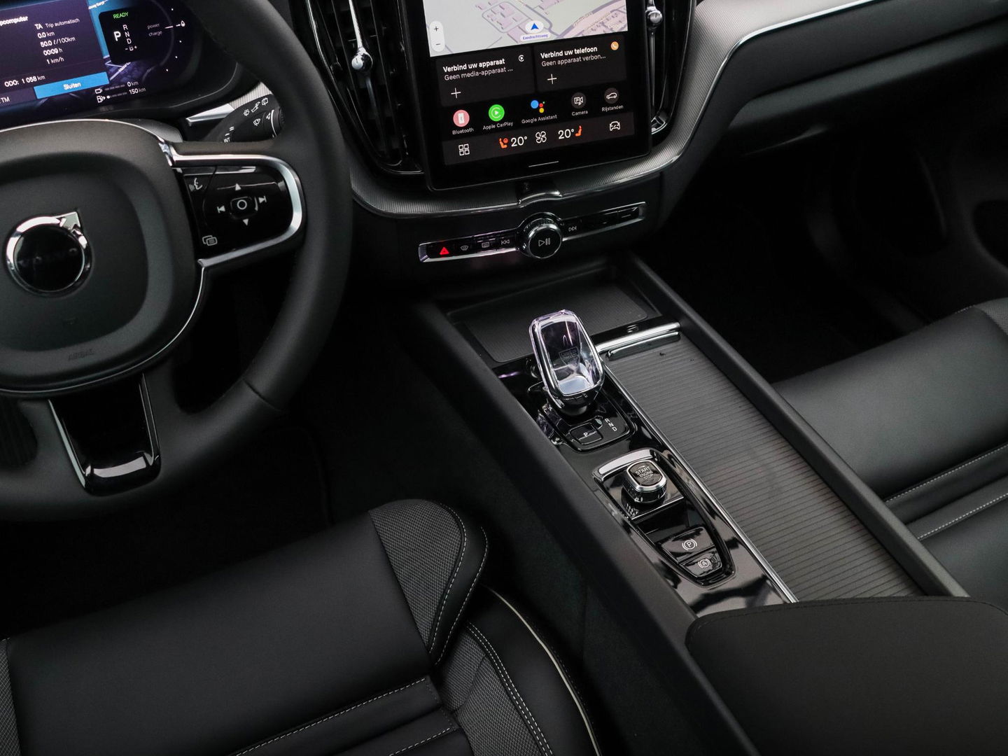 Volvo XC60 T6 AWD Plus Black Edition MY2026 Pano HeadUp 360 21 inch