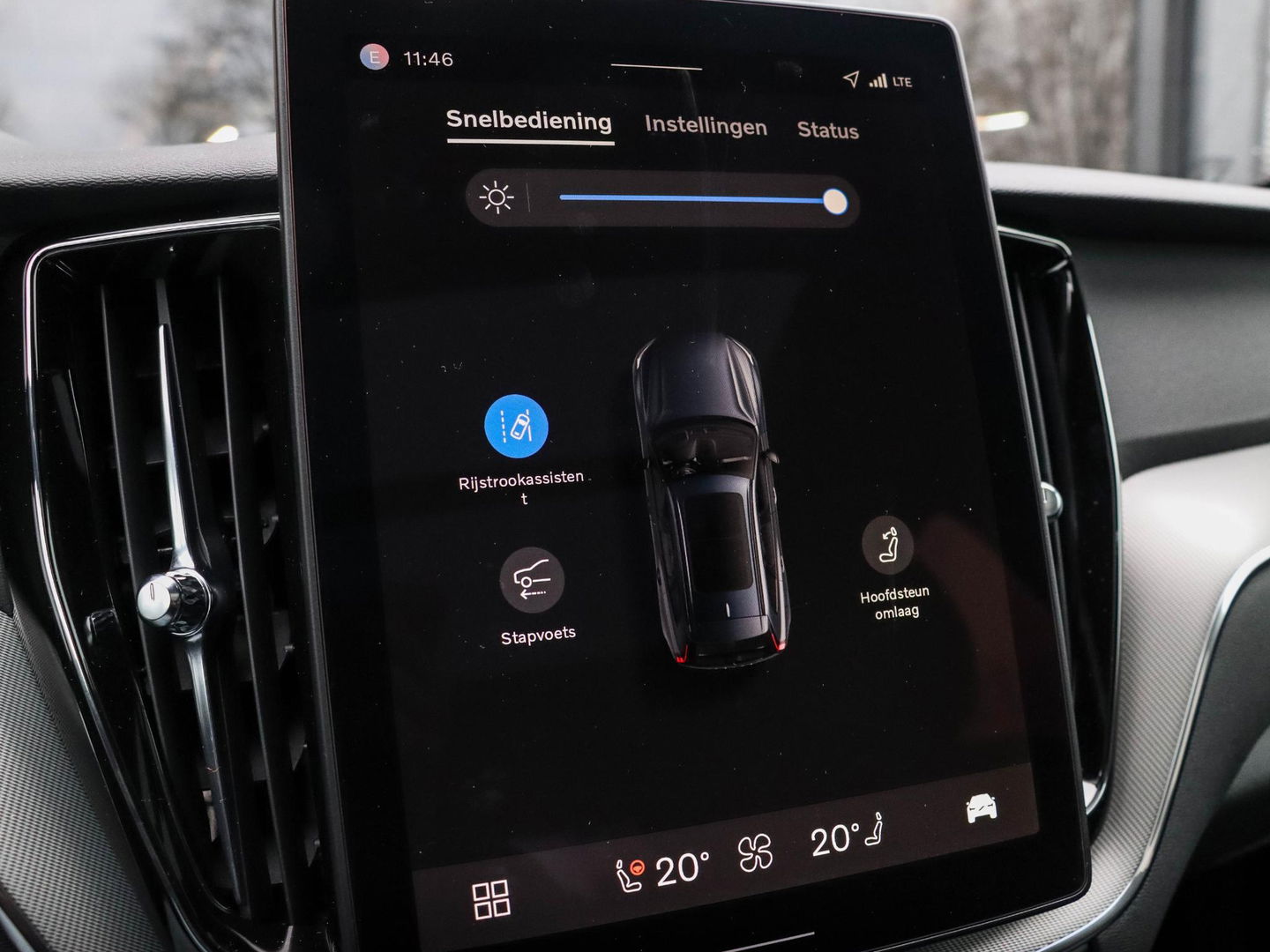 Volvo XC60 T6 AWD Plus Black Edition MY2026 Pano HeadUp 360 21 inch