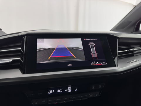 Audi Q4 e-tron 40 Launch edition Advanced Plus 77 kWh (INCL-BTW) *HEATPUMP | ADAPT-CRUISE | MATRIX-LED | NAVI-FULLMAP | KEYLESS | CAMERA | DIGI-COCKPIT | DAB | AMBIENT-LIGHT | SPORT-SEATS | 19''ALU*