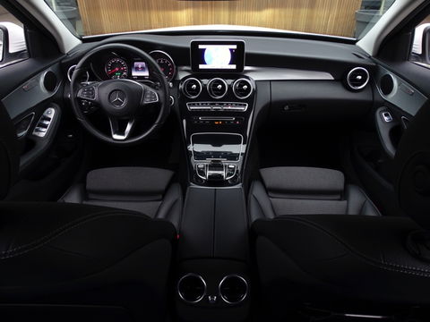 Mercedes-Benz C-Klasse Estate C180 157PK automaat / Prestige / AMG / LED