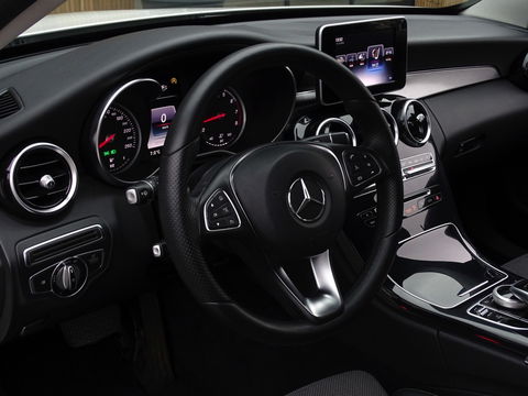 Mercedes-Benz C-Klasse Estate C180 157PK automaat / Prestige / AMG / LED
