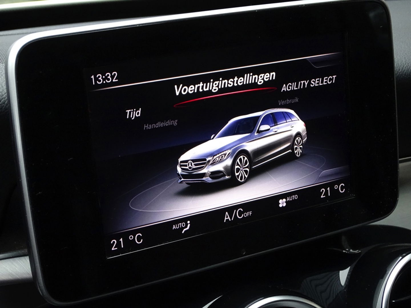 Mercedes-Benz C-Klasse Estate C180 157PK automaat / Prestige / AMG / LED