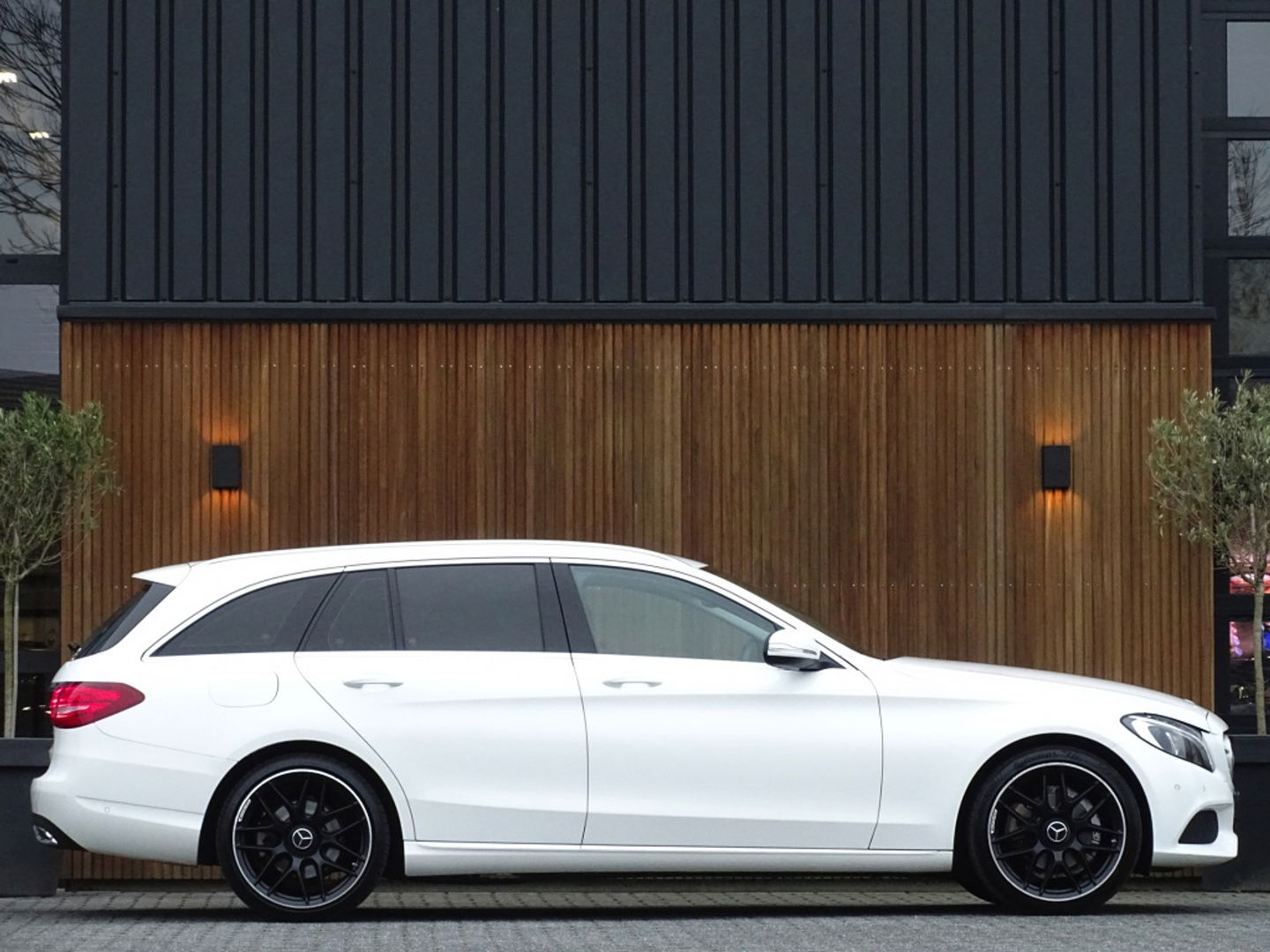 Mercedes-Benz C-Klasse Estate C180 157PK automaat / Prestige / AMG / LED