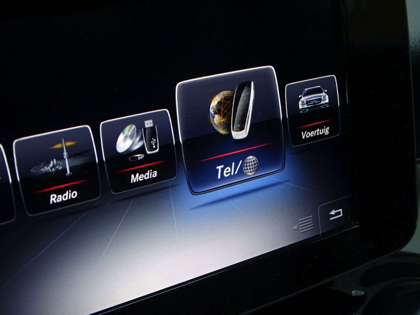 Mercedes-Benz C-Klasse Estate C180 157PK automaat / Prestige / AMG / LED