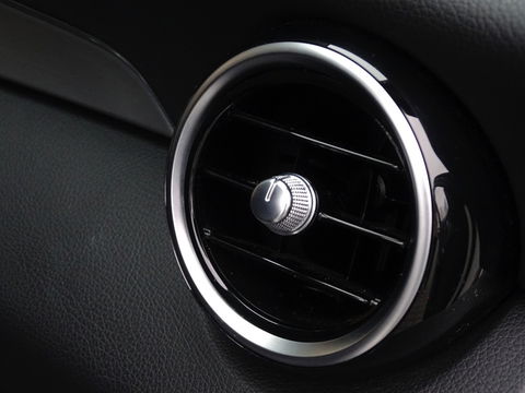 Mercedes-Benz C-Klasse Estate C180 157PK automaat / Prestige / AMG / LED