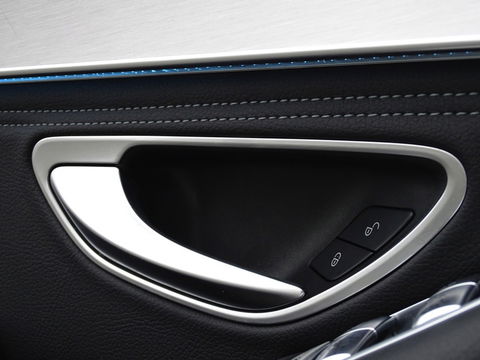 Mercedes-Benz C-Klasse Estate C180 157PK automaat / Prestige / AMG / LED