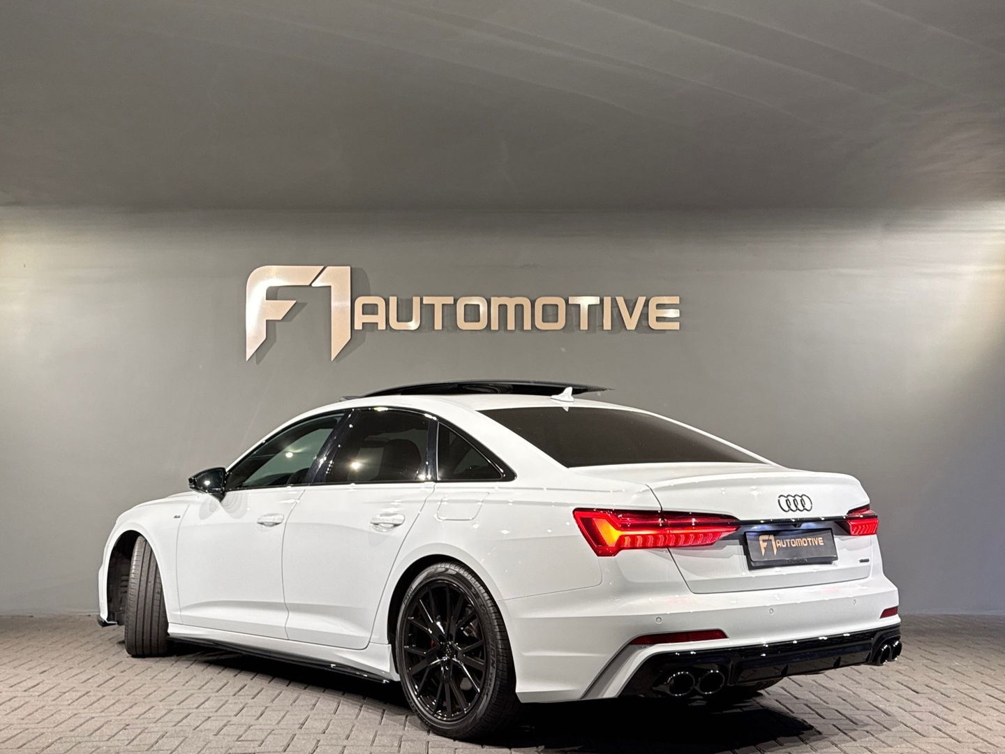 Audi A6 Limousine 55 TFSI e quattro Pano|RS Seat|Keyl|Trekhaak