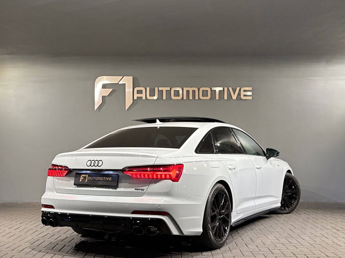 Audi A6 Limousine 55 TFSI e quattro Pano|RS Seat|Keyl|Trekhaak