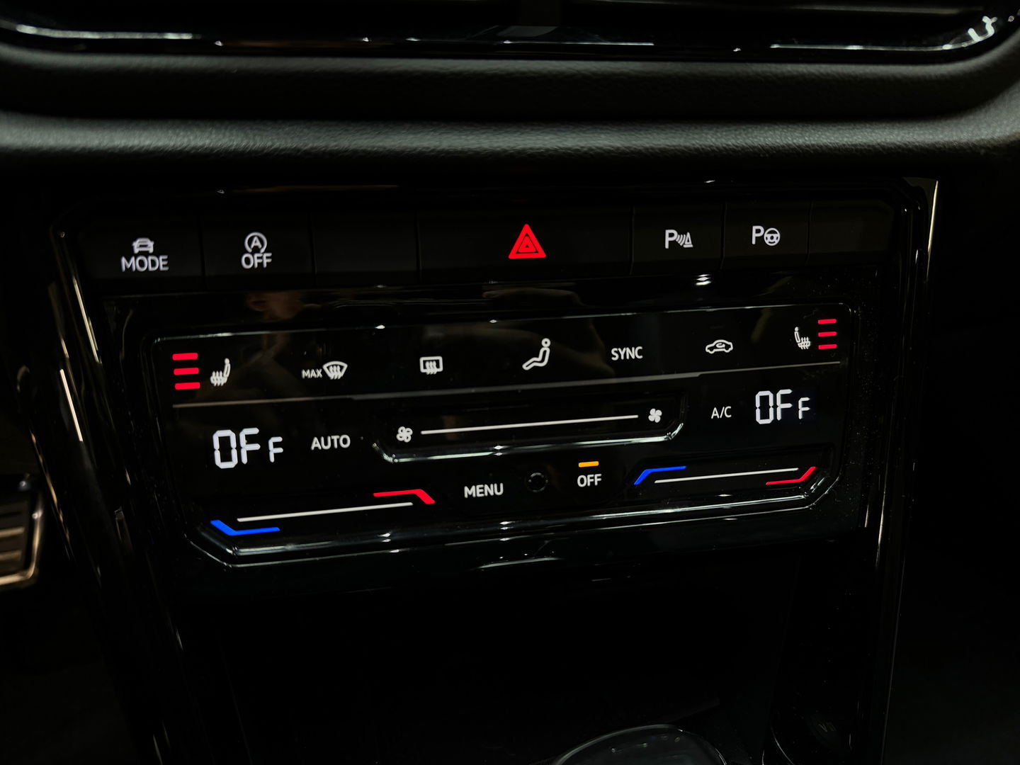 Volkswagen T-Roc 1.5 TSI R Line Pano|Keyless|IQ|Camera|Night