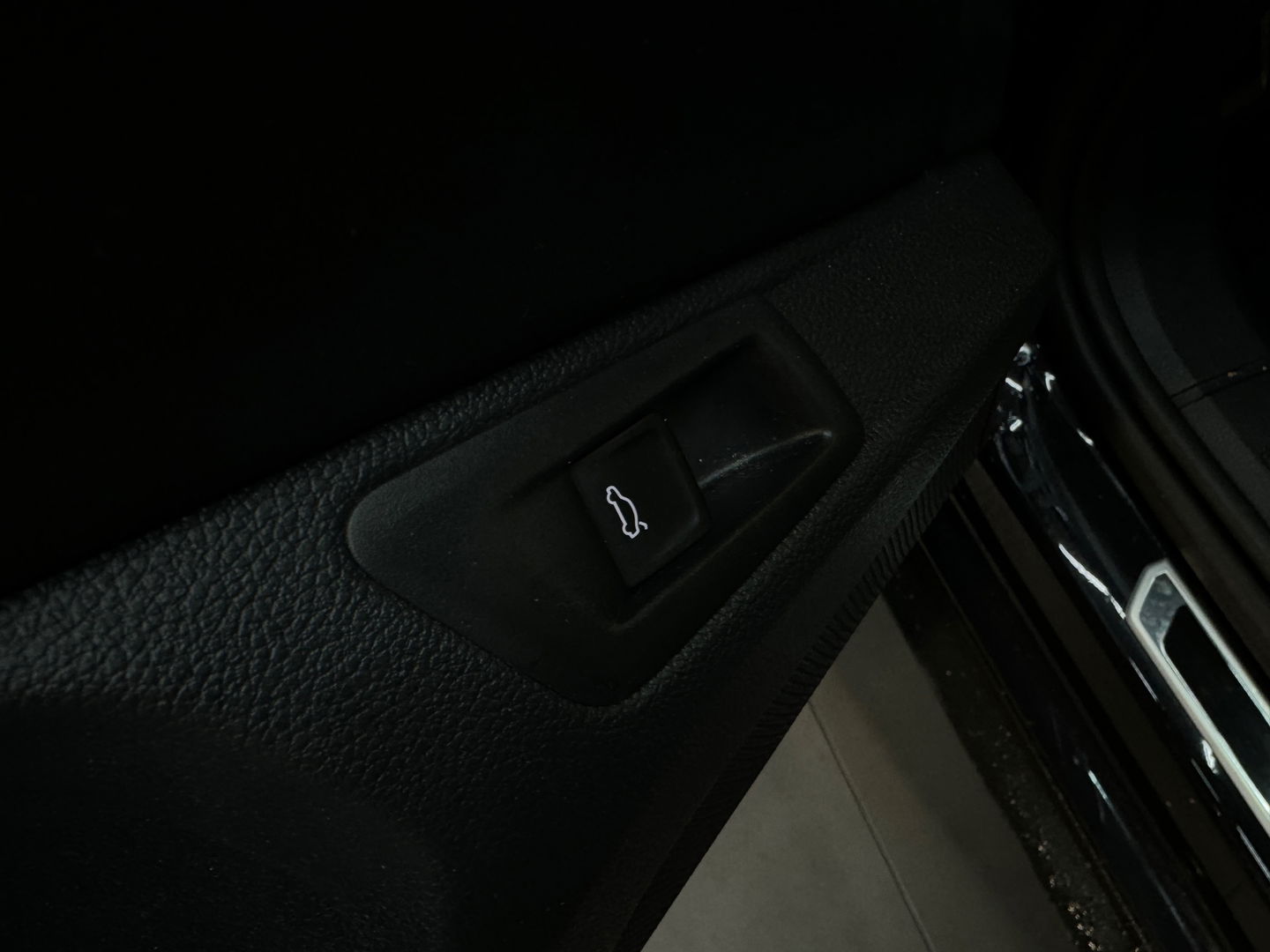 Volkswagen T-Roc 1.5 TSI R Line Pano|Keyless|IQ|Camera|Night