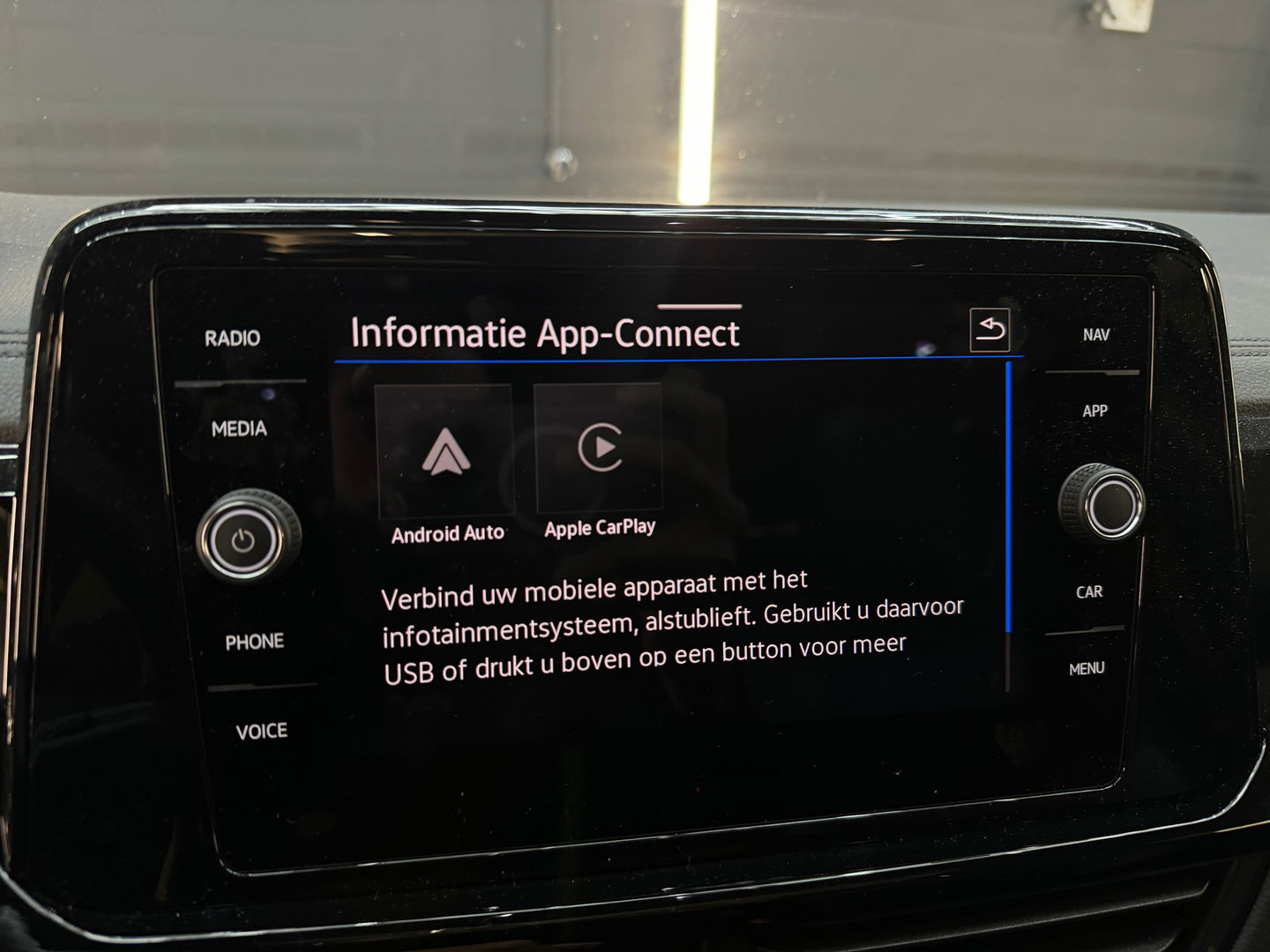 Volkswagen T-Roc 1.5 TSI R Line Pano|Keyless|IQ|Camera|Night