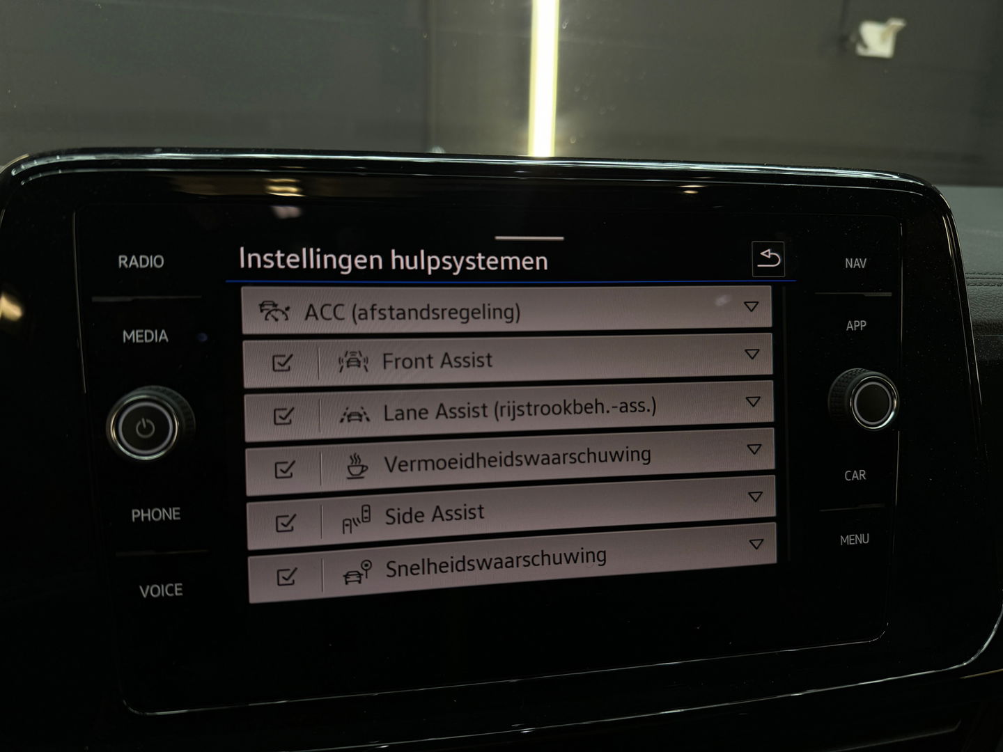 Volkswagen T-Roc 1.5 TSI R Line Pano|Keyless|IQ|Camera|Night