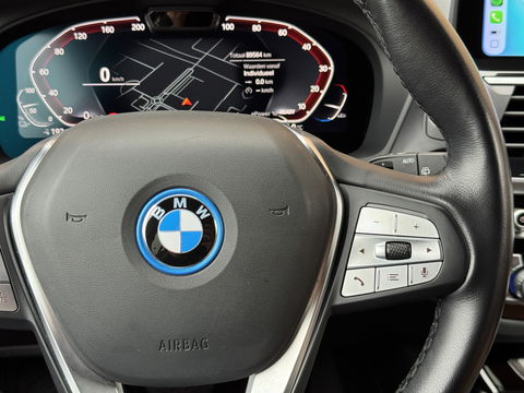 BMW iX3 High Executive 80 kWh | Handel / Export | €23.884,- ex BTW | SOH 96,8 % | Panoramadak | Apple Carplay | Keyless | Sfeerverlichting | HUD | BLIS | Navigatie | Cruise Control |